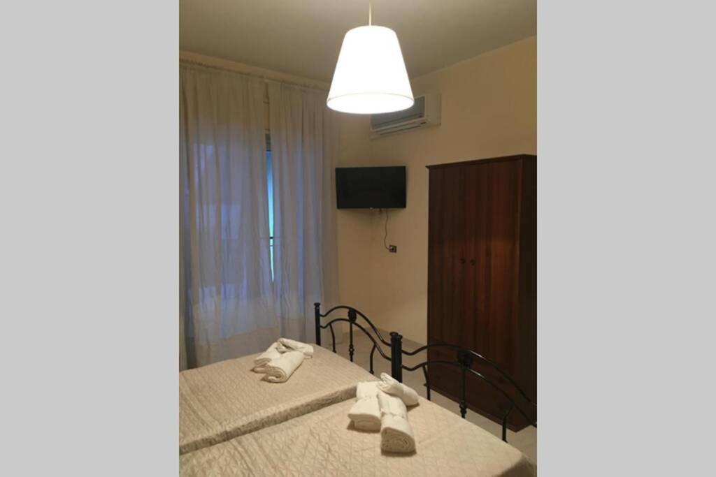 Casa Vacanze, A Due Passi Da Taormina Daire Letojanni Dış mekan fotoğraf